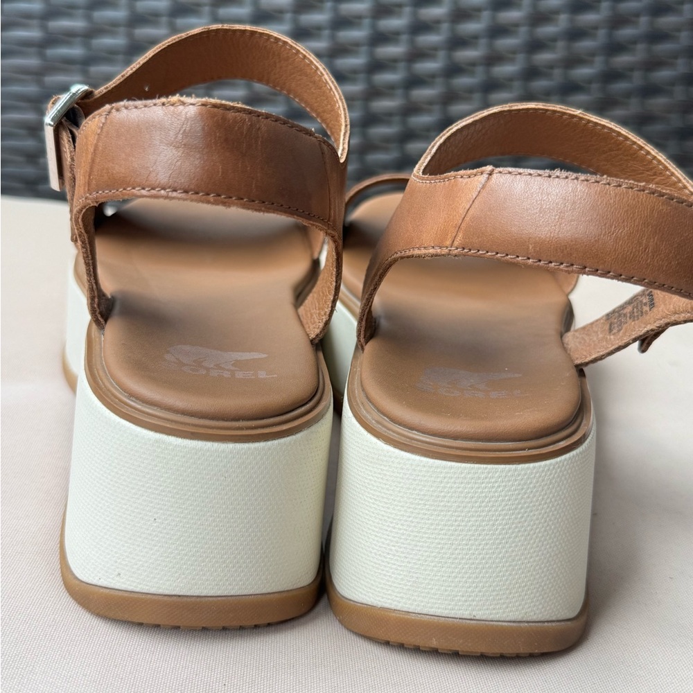 Sorel Tan and White Platform Sandals - Picture 3 of 8